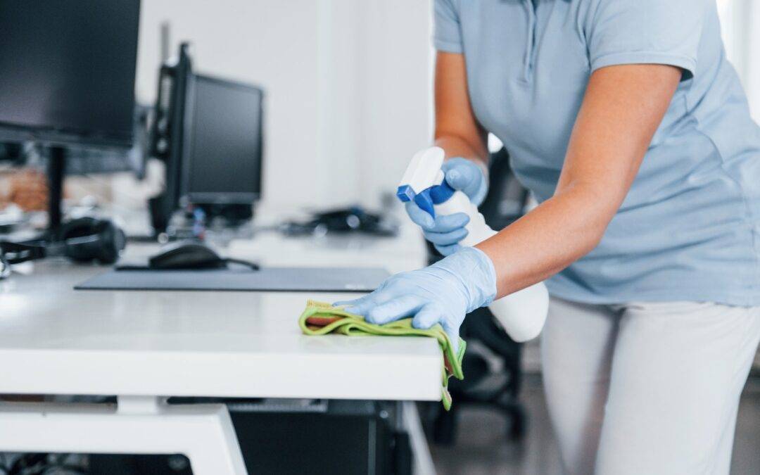 Factores esenciales a considerar al seleccionar un servicio de limpieza de despachos en Madrid